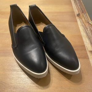Everlane black leather pointed slip on.